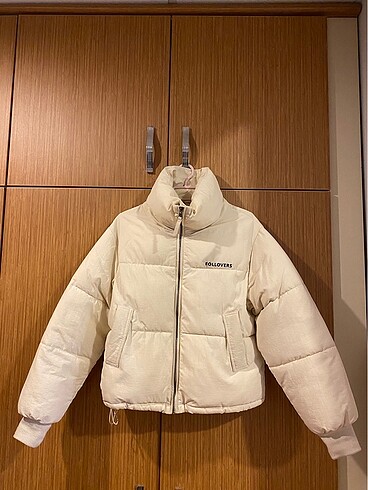 BERSHKA FOLLOVERS MONT