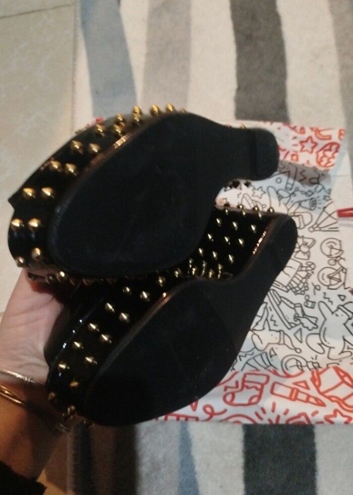 Zımbalı Topuklu ayakkabı - Görsel 4