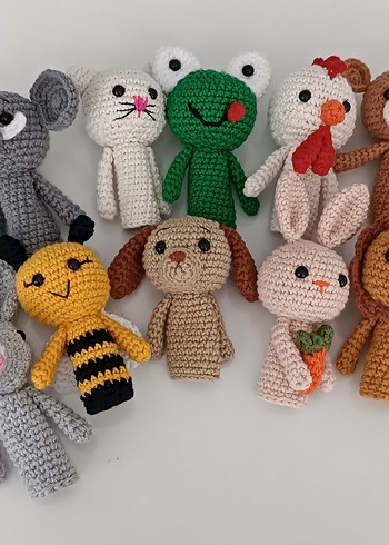 Diğer Renkli El Örgüsü Peluş Oyuncaklar