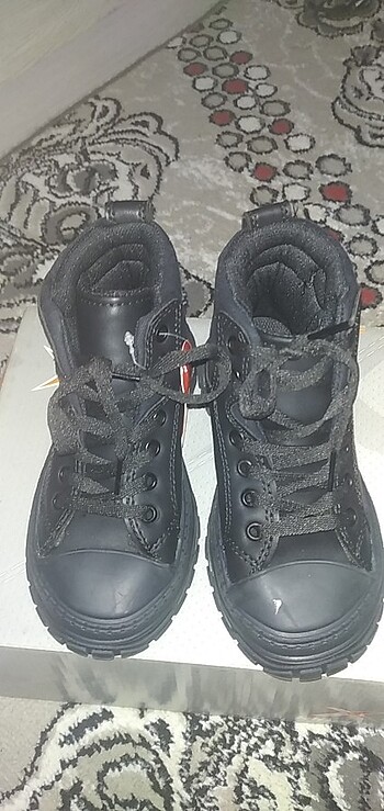 28 Beden Erkek çocuk ayakkabı