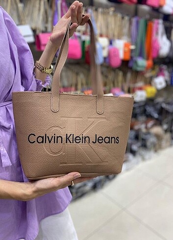  Beden Calvin Klein kol çantası 