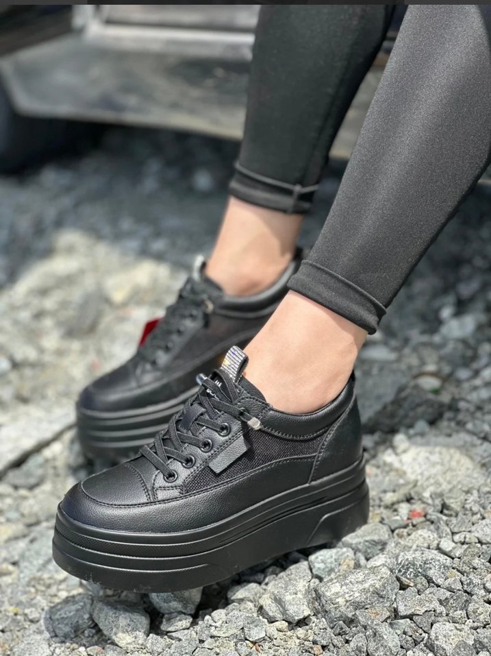 Siyah Platform Topuklu Bağcıklı Kadın Spor Ayakkabı - Görsel 2