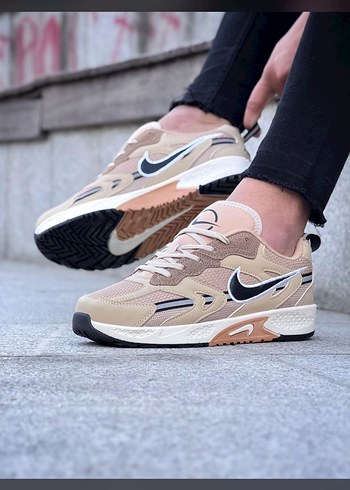 Beyaz Bağcıklı Kadın Spor Ayakkabı - Görsel 2