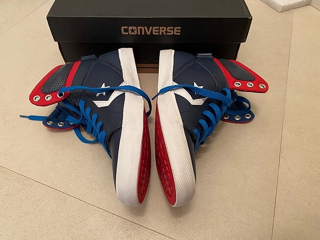 38 Beden lacivert Renk ORIJINAL CONVERSE SADECE KUTUSU AÇILMIŞ
