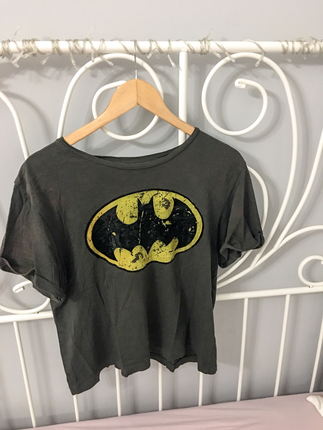 Batman tshirtü :) 