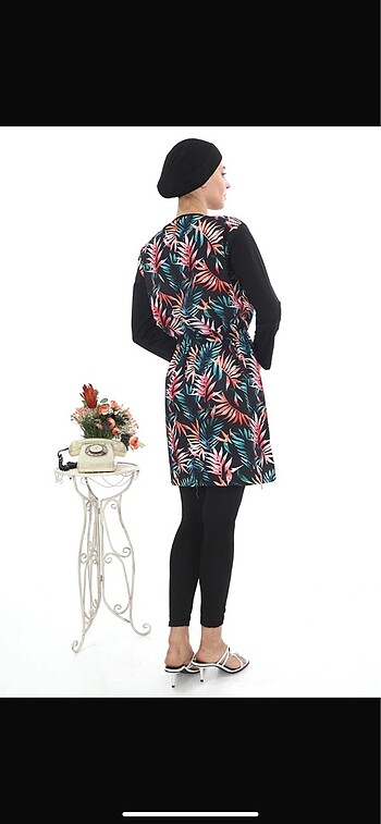 Tropikal yaprak desen su itici paraşüt kumaş tesettür mayo - Görsel 5