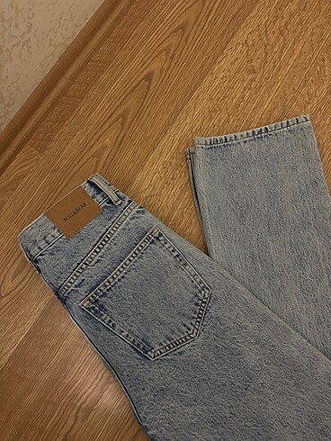 P&B pull and bear straight jean