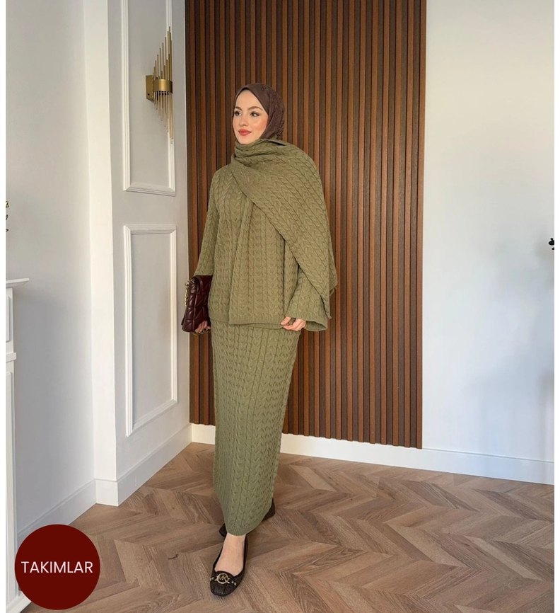 Kadın Haki Triko Boğazlı Uzun Elbise - Görsel 2