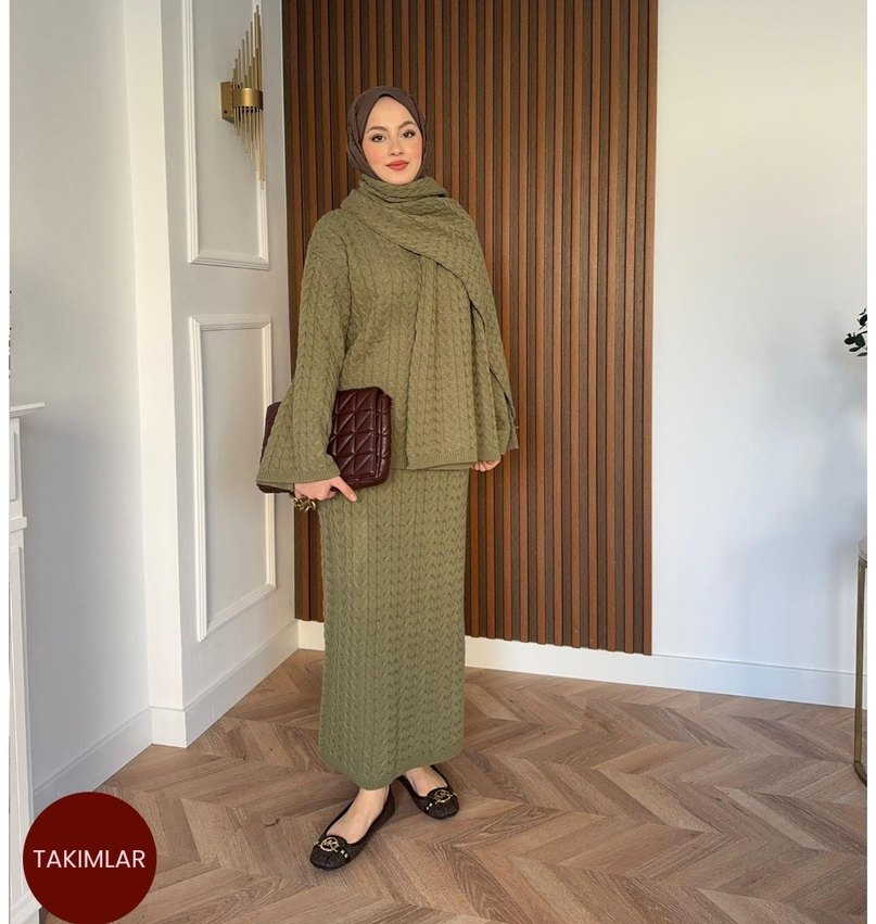 Kadın Haki Triko Boğazlı Uzun Elbise - Görsel 3