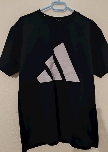 Adidas ürünü