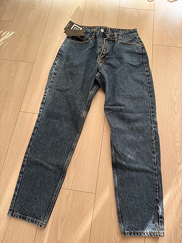 Loft mom jean