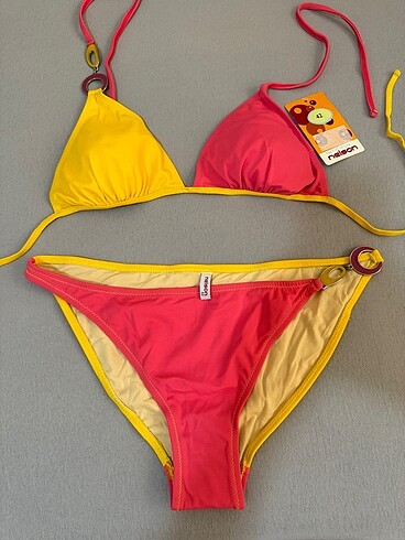 Çok şık bikini takımı