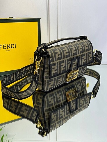 Beden kahverengi Renk Fendi