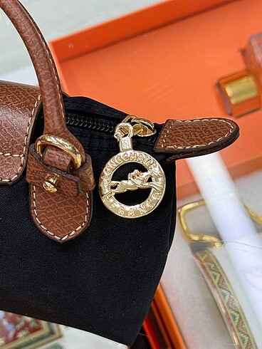Longchamp Longchamp