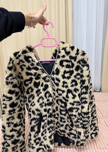 Kapüşonlu Leopar Desenli Kadın Mont - Görsel 4