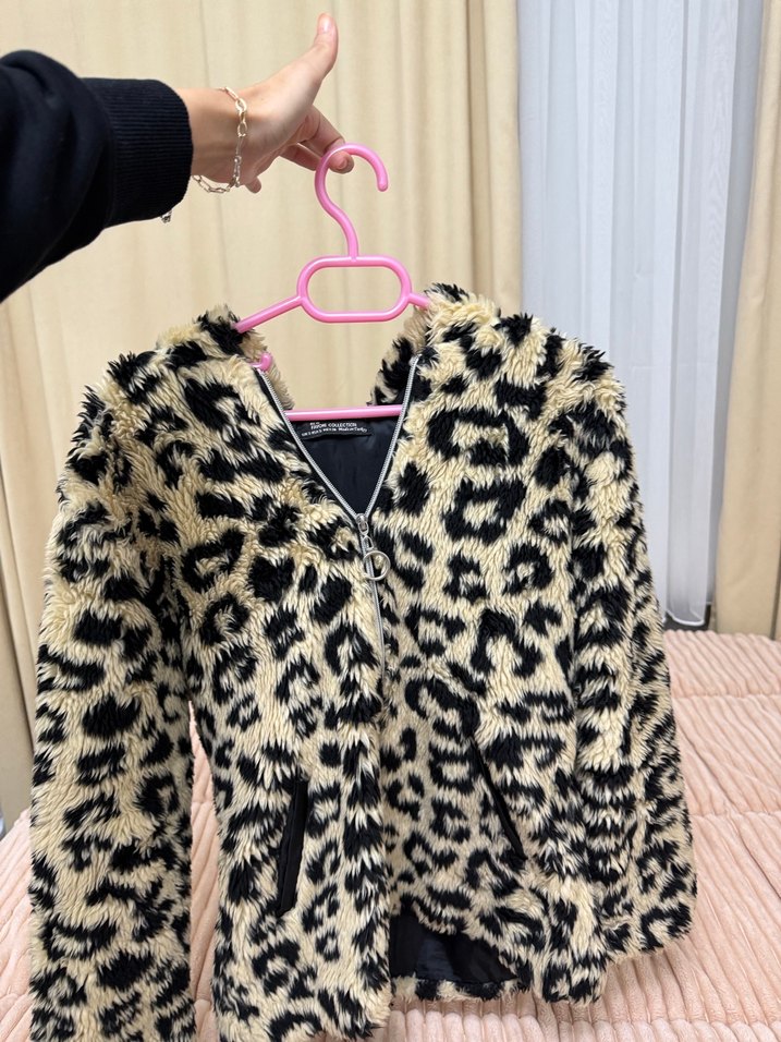 Kapüşonlu Leopar Desenli Kadın Mont - Görsel 4