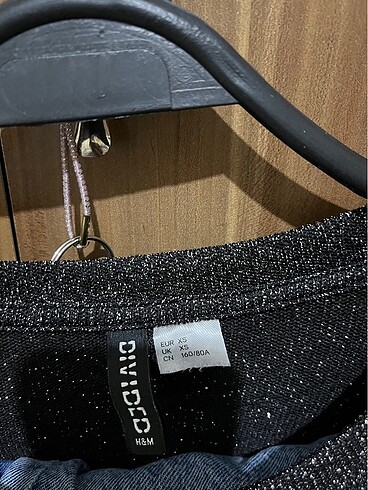 H&M Simli kazak