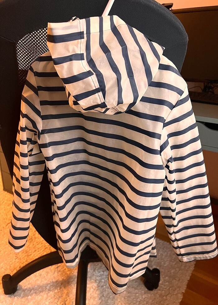 Tchibo yağmurluk 122-128 cm - Görsel 2