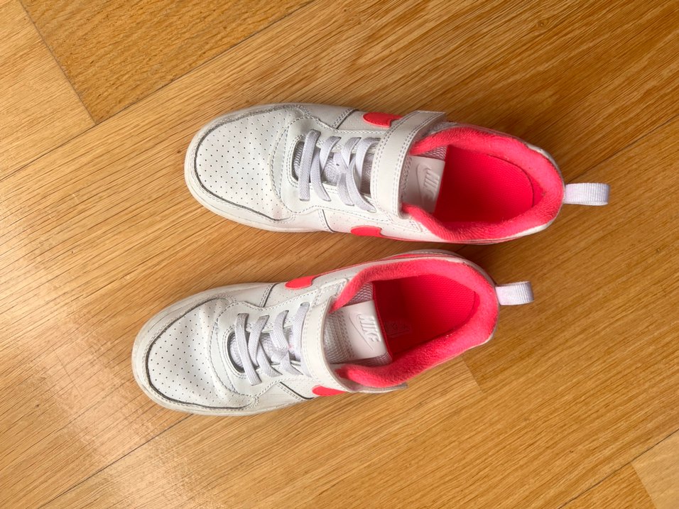 Kız Çocukları için Pembe Detaylı Spor Ayakkabı - Görsel 5