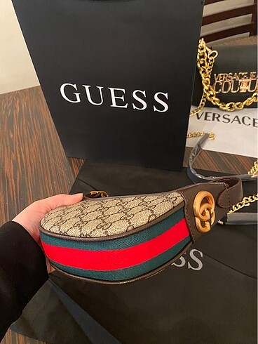  Beden kahverengi Renk Gucci askılı çanta