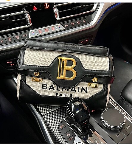  Beden Balmain askılı çanta