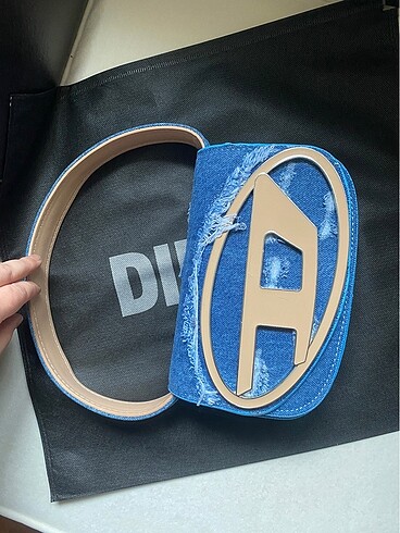 Diesel askılı çanta