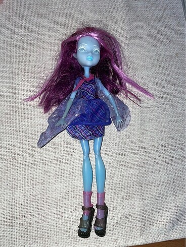  MONSTER HIGH HAYALET