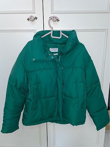 BERSHKA KADIN MONT