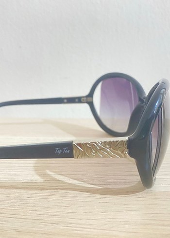 Şeffaf Bej ve Gri Minimalist Kadın Gözlüğü - Görsel 3