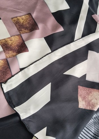 Kadın Çok Renkli Eşarp - Görsel 3