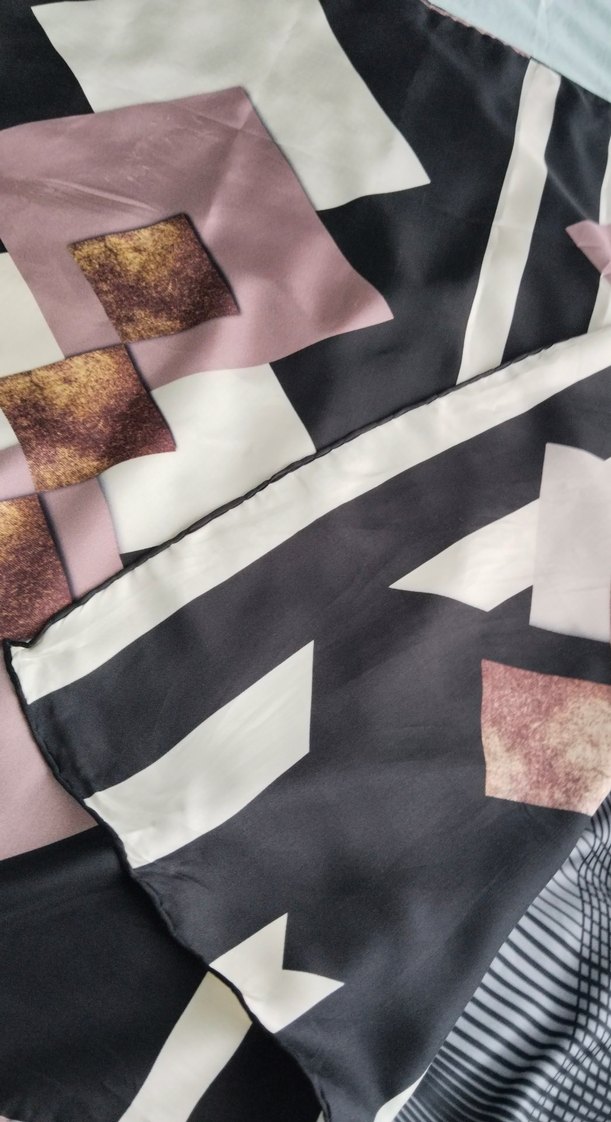 Kadın Çok Renkli Eşarp - Görsel 3