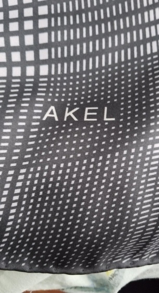 Kadın Pilili Kahverengi ve Gri Fular - Görsel 3