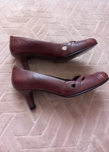 Kahverengi Deri Stiletto Kadın Klasik Ayakkabı - Görsel 2