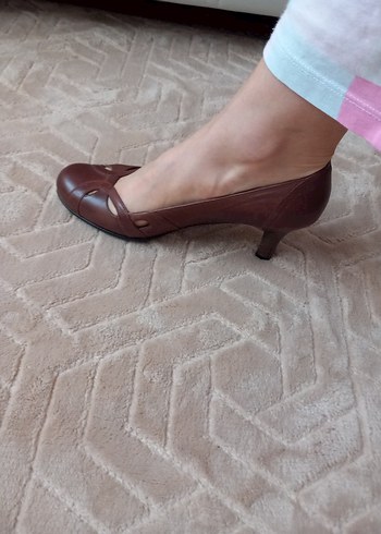 Kahverengi Deri Stiletto Kadın Klasik Ayakkabı - Görsel 10