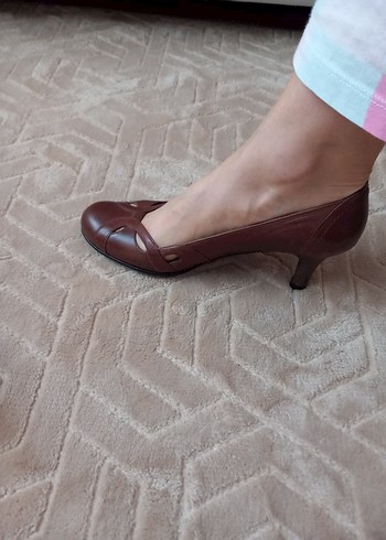 Kahverengi Deri Stiletto Kadın Klasik Ayakkabı - Görsel 9