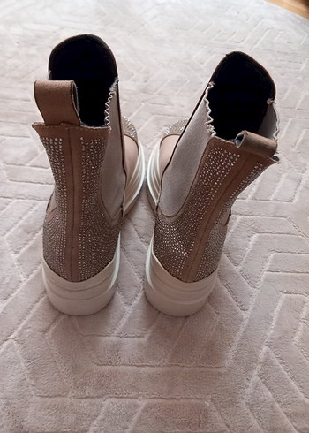 Payet Detaylı Bej Platform Kadın Bot - Görsel 6