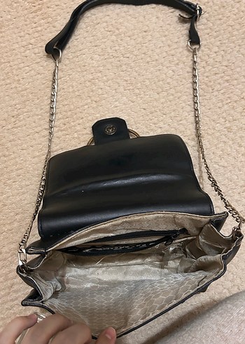 Siyah Deri Tokalı Kadın Çanta - Görsel 6
