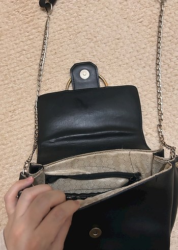 Siyah Deri Tokalı Kadın Çanta - Görsel 5