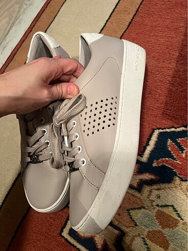 41 Beden camel Renk Michael Kors (MK) Sneakers