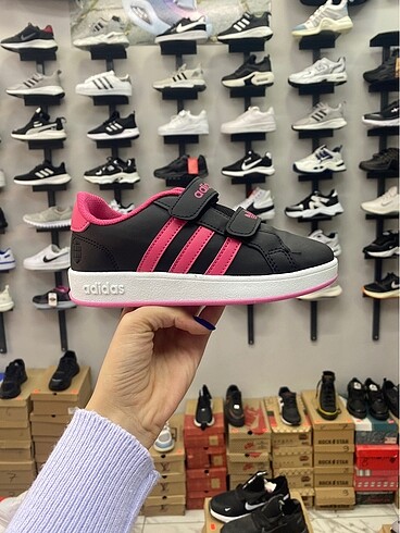 Adidas ÇOCUK SPOR AYAKKABISI