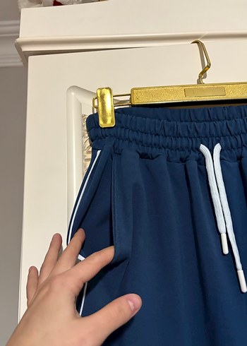 Lacivert Mini Tişört ve Geniş Paça Pantolon Takım - Görsel 3