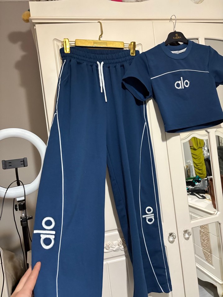 Lacivert Mini Tişört ve Geniş Paça Pantolon Takım - Görsel 2