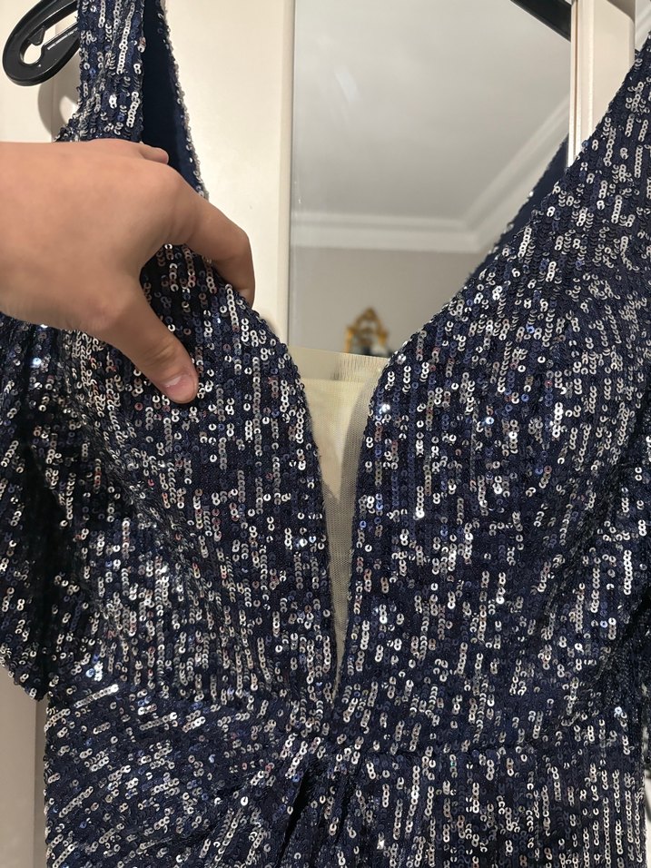 Lacivert Yılan Desenli Uzun Drapeli Abiye Elbise - Görsel 3