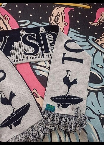 Tottenham Hotspurs 2007 yılı atkısı 