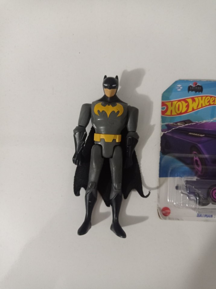 Gri Batman Oyuncak Figür ve Araba Seti - Görsel 3