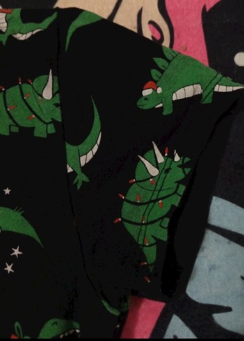 s Beden Vintage 2000s Gothic Dinasour Tee Y2k Grunge Edhardy