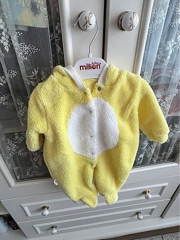 Diğer 5 parca cesıtlı bebek kıyafeti