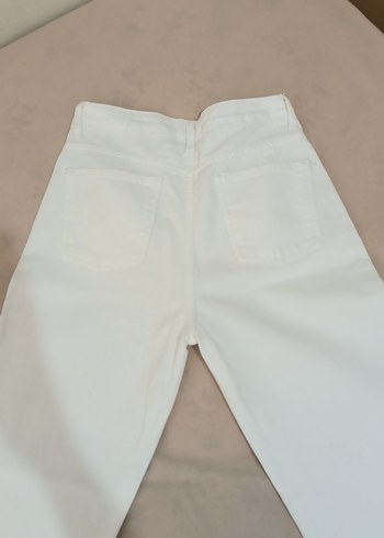 36 Beden trendyolmilla beyaz mom Jean 36 beden