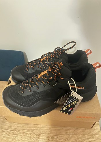 Merrell 42