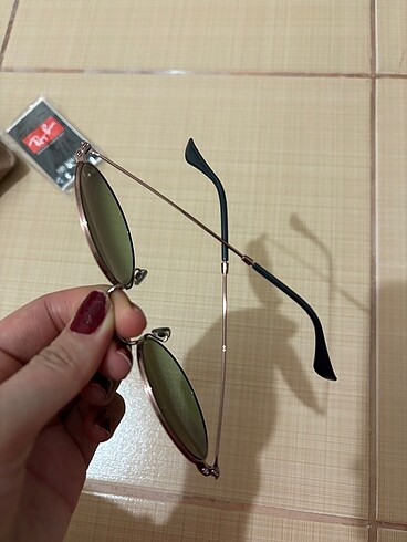 Ray Ban güneş gözlüğü